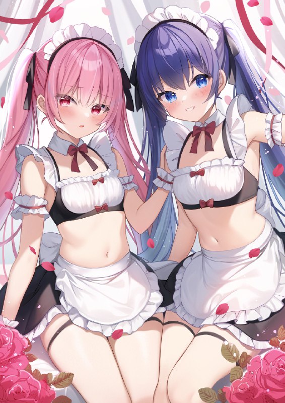 「どちらのメイドにしますか？💗」#オリジナルイラスト source