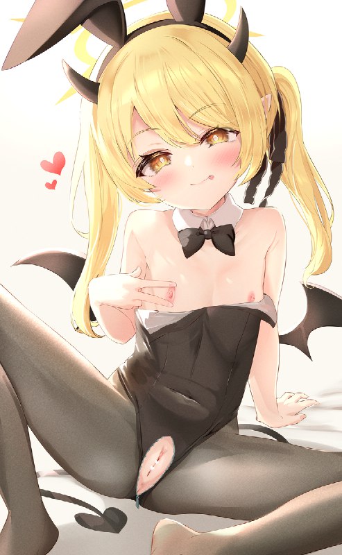 バニーイブキ！ / id=116442084 / ふらっしゃー #R-18 #ブルーアーカイブ #丹花イブキ #ロリ #バニースーツ