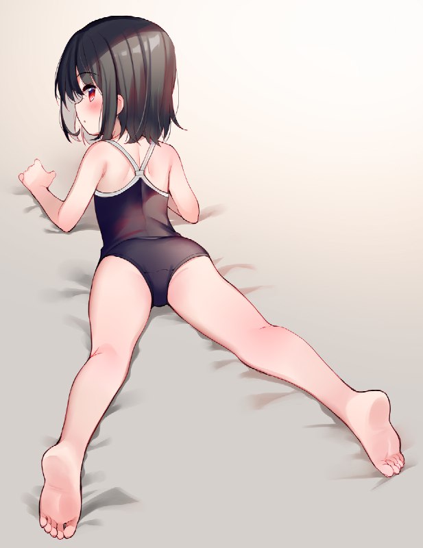 スク水 / めいと#オリジナル #足裏 #裸足 #スク水 #魅惑のふともも #競スク