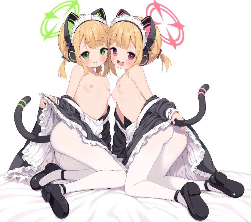 メイドミドモモお胸キッス / id=119113244 / むく・ぎゅうひもち #R-18 #才羽ミドリ #ブルーアーカイブ #才羽モモイ #メイド