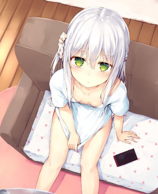 #NSFW ｃ92　サークルカット / つちくれ#オリジナル #白髪 #サイドテール #看板娘 #胸チラ #ハイアングル #サイドアップ #オリジナル30000users入り