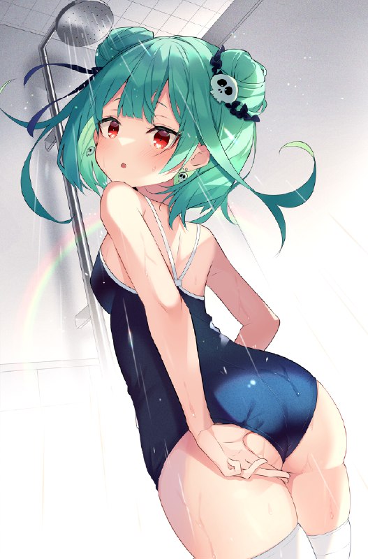 水着シャワーるしあ🦋 / 石原竜也@お仕事募集中#潤羽るしあ #スクール水着 #食い込み直し #ホロライブ #スク水ニーソ