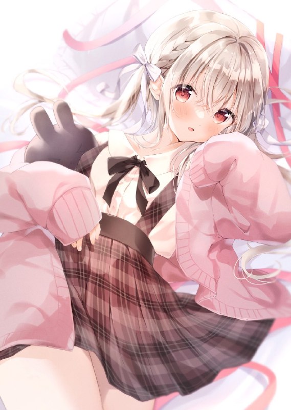  おうちデート♡めいちゃん#女の子 #オリジナル #少女 #創作 #白髪 #吊りスカート