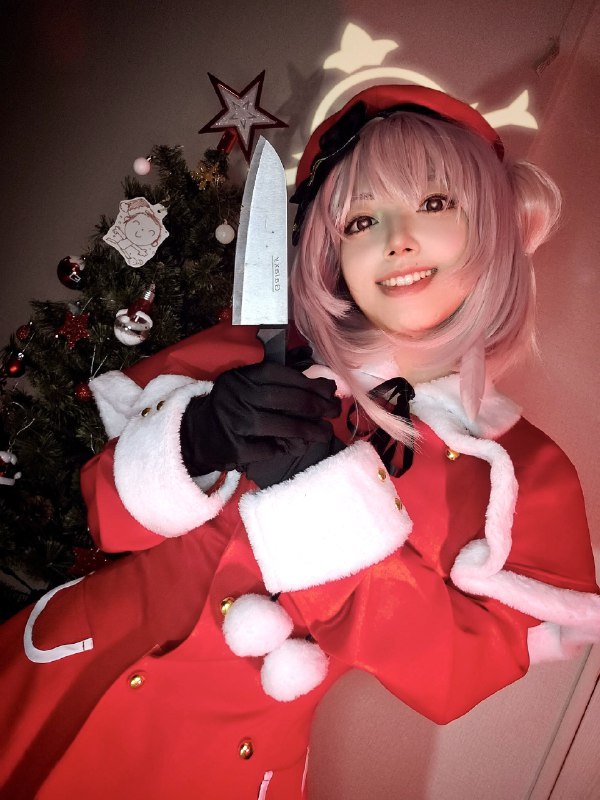 Sensei! I can’t wait to spend Christmas with you! An entire day with me…𝒂𝒏𝒅 𝒐𝒏𝒍𝒚 𝒎𝒆.♥️source (author