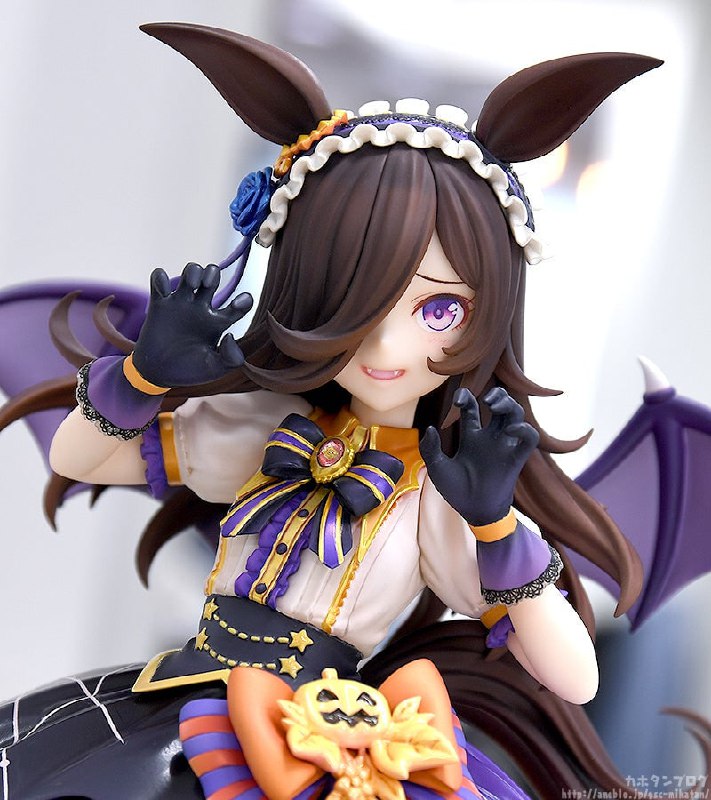 米浴～Make up Vampire!～1/7（全高约230mm）模型2024年8月发售，售价25900日元（含税）米浴～Make up Vampire!～1/7（全高约230mm）模型2024年8月发售，售价25900日元（含税）