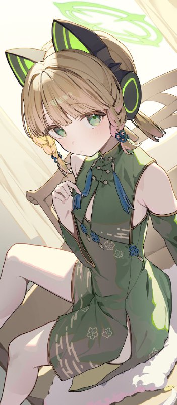 旗袍绿